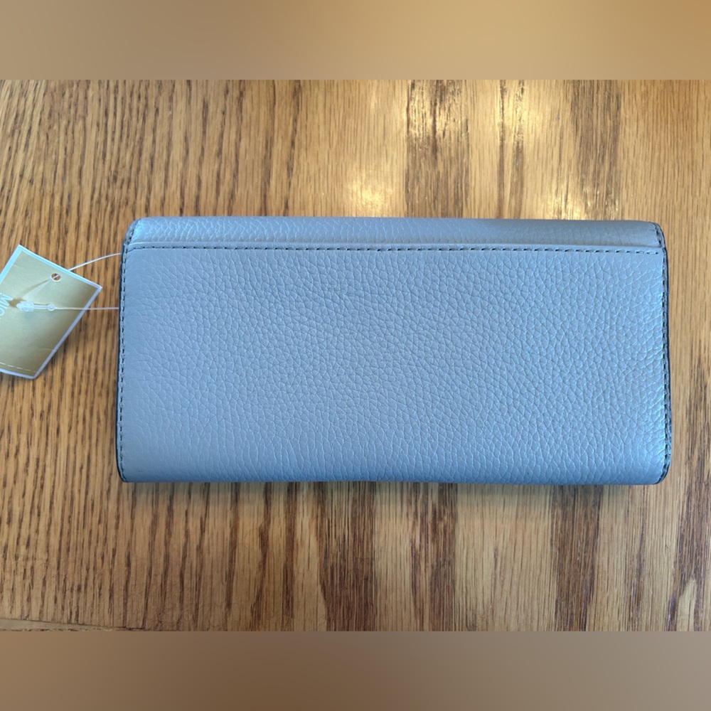Authentic Michael Kors Wallet - Picture 2 of 3